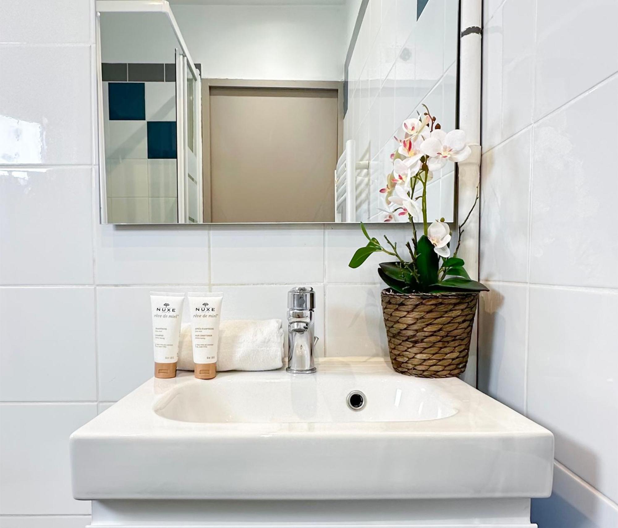 Chic Louvre Apartment Paris Luaran gambar